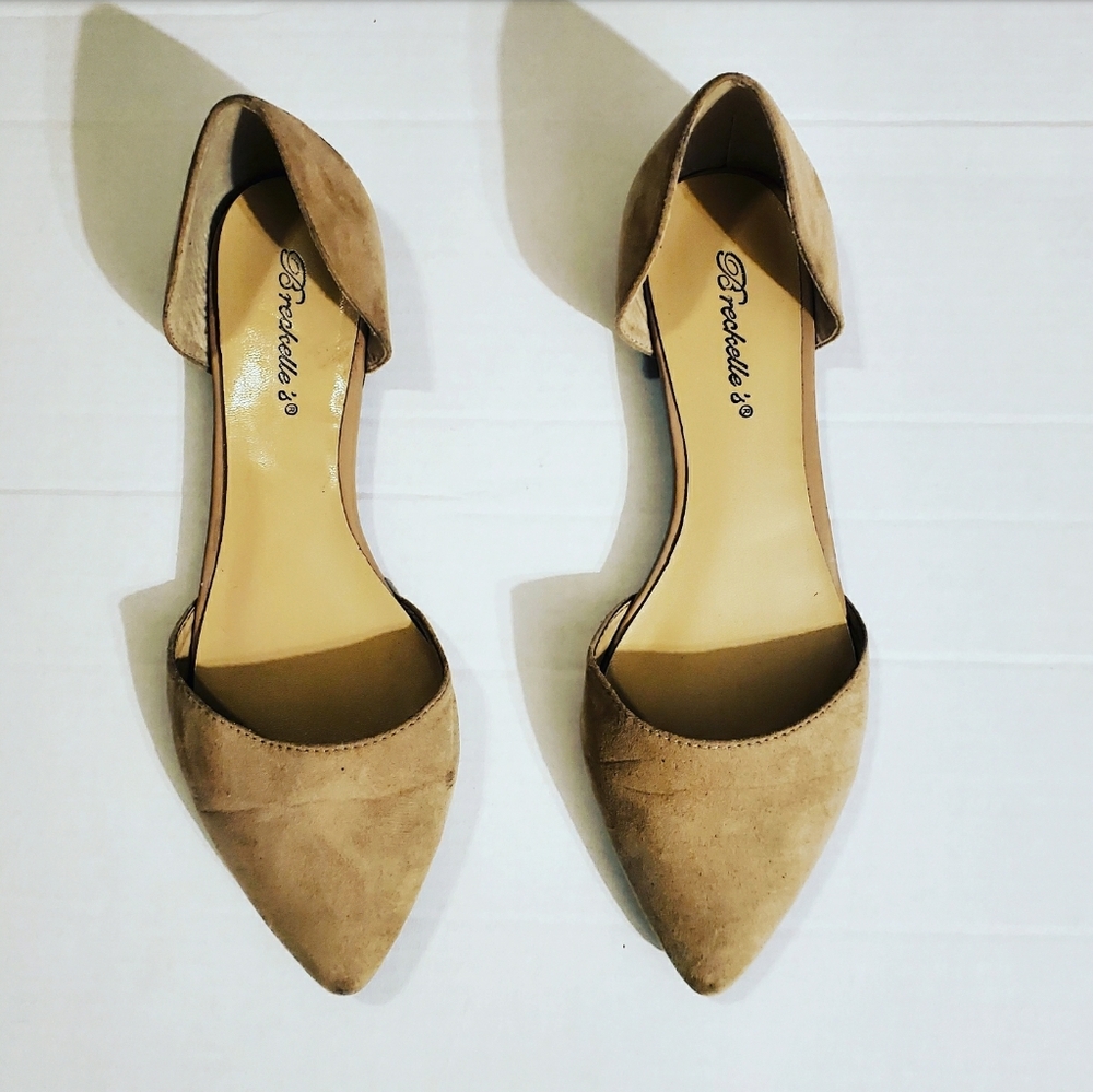 Breckelles Womens Tan Pointed Toe Flats 7.5